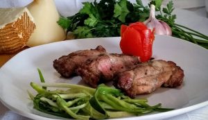 bombette-pugliesi-1 Impiattamento finale: bombette pugliesi