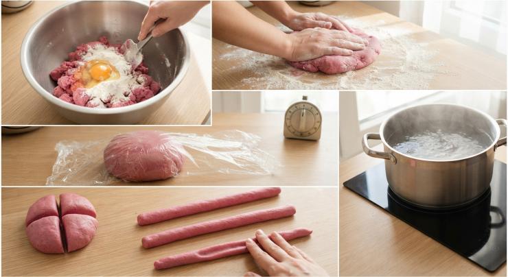 Aggiungete un uovo e fatelo incorporare bene. Versate un po’ di farina sul piano di lavoro e lavorate l’impasto pochi minuti. Avvolgetelo nella pellicola e mettetelo in frigorifero per 15 minuti. Mettete l’acqua nella pentola e fatela bollire. Dividete l’impasto in quattro parti e formate dei filoncini con le mani, quindi schiacciateli leggermente con le dita.