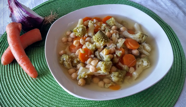 minestra concavolo romanesco e ceci