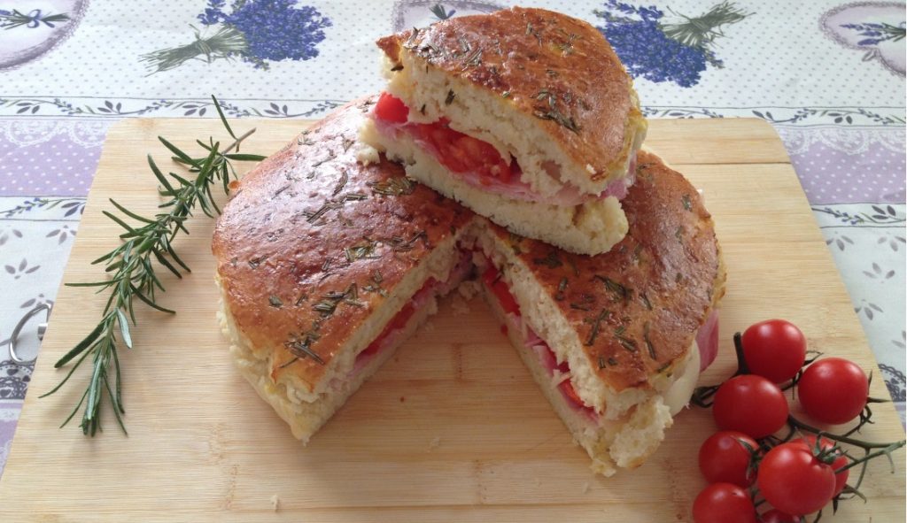 focaccia soffice ripiena