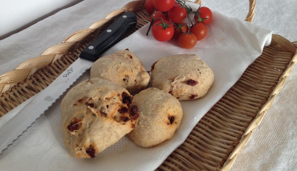 panini con pomodori secchi