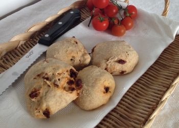 panini con pomodori secchi