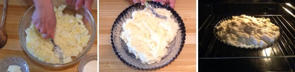 Quando le patate saranno tiepide schiacciatele con l’aiuto di una forchetta, aggiungete il sale e poi ad uno ad uno gli altri ingredienti, mescolando bene per fare amalgamare il tutto. Imburrate, cospargete di pane grattugiato lo stampo furbo e rovesciateci dentro il composto di patate. Cuocete a 180 gradi per 20 minuti, in forno statico.