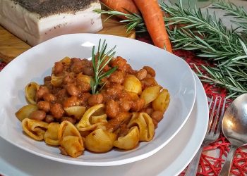 Impiattamento finale: ragù di fagioli borlotti