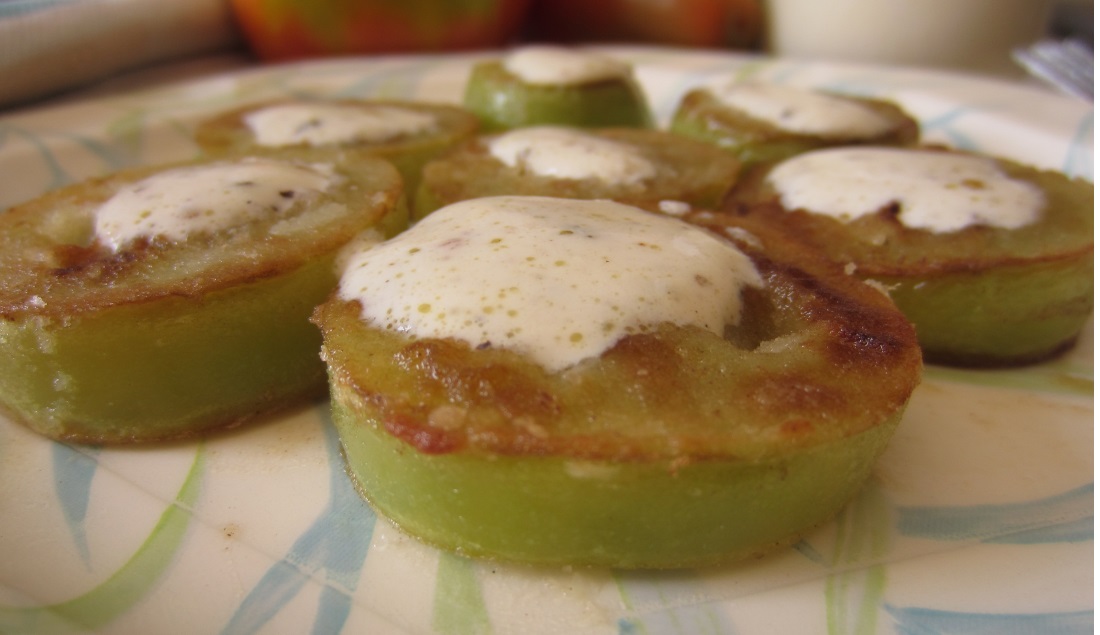 Pomodori verdi fritti con panna veloci