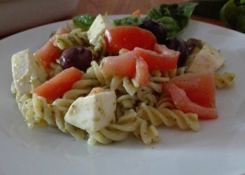 pasta fredda con pesto