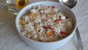 insalata di riso con pollo fine procedimento Impiattamento finale: insalata di riso con pollo fine procedimento