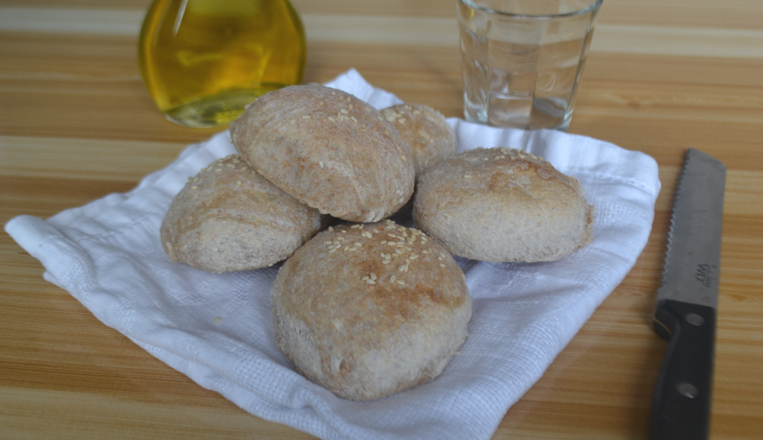 panini integrali con lievito madre e sesamo principale