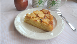 torta di mele cremosa foto principaale torta di mele cremosa foto principaale