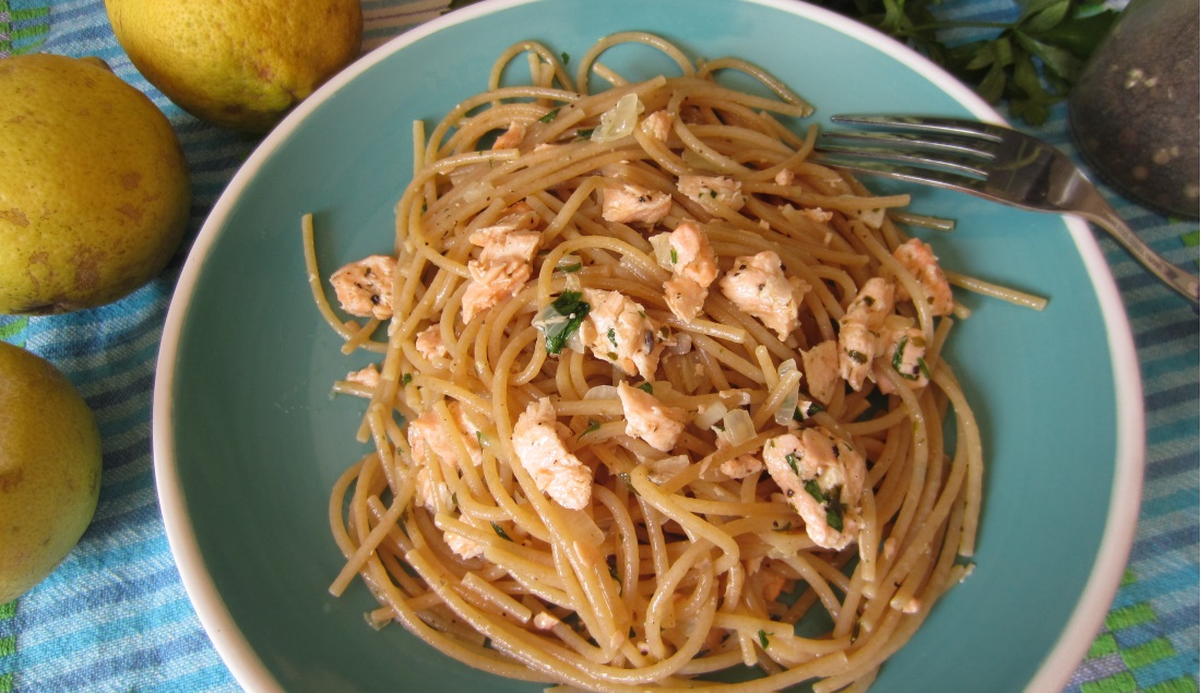 Pasta al salmone fresco