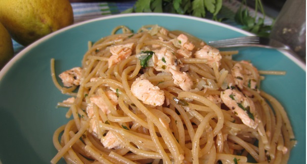 Ed ecco pronta la vostra pasta al salmone fresco, un primo piatto dal profumo e dal sapore davvero intenso, indimenticabile!