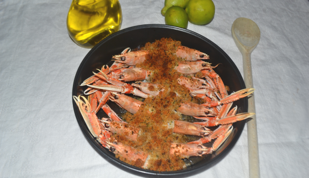 Ed ecco pronti dei deliziosi scampi gratinati al forno,