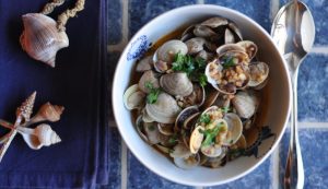 zuppetta di vongole e fregola zuppetta di vongole e fregola