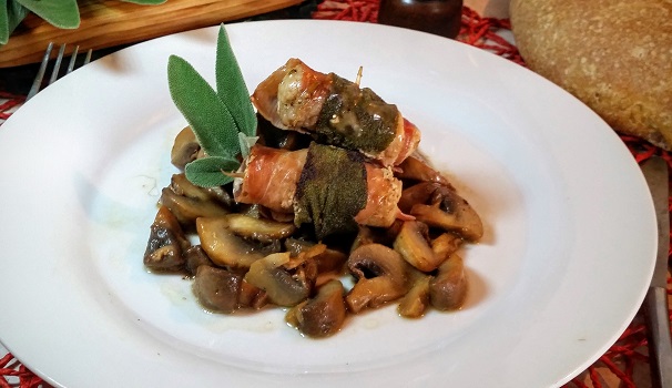 Ed ecco gli Involtini di lonza con champignon speziati pronti da servire in tavola.