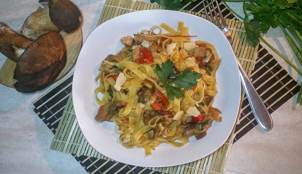 tagliatelle ai funghi porcini