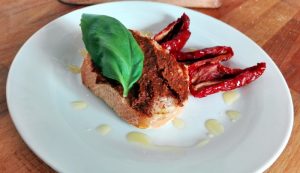 pesto di pomodori secchi pesto di pomodori secchi