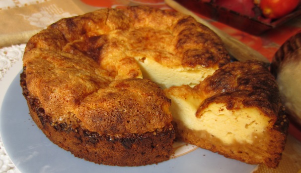 Ed ecco pronta questa deliziosa torta di ricotta, dal profumo inconfondibile.