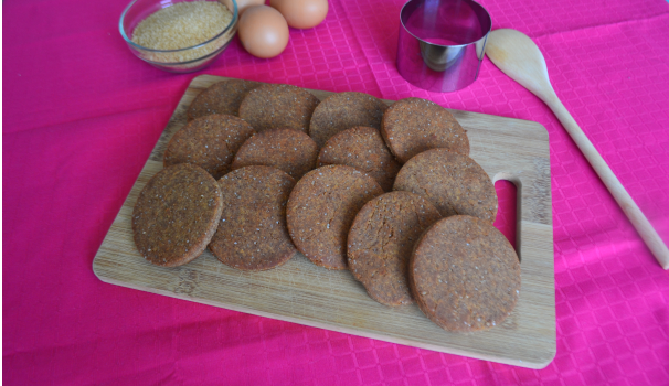 Dopo 20 minuti di cottura  a 180 gradi in forno statico ecco pronti i vostri biscotti con farina di fagioli!