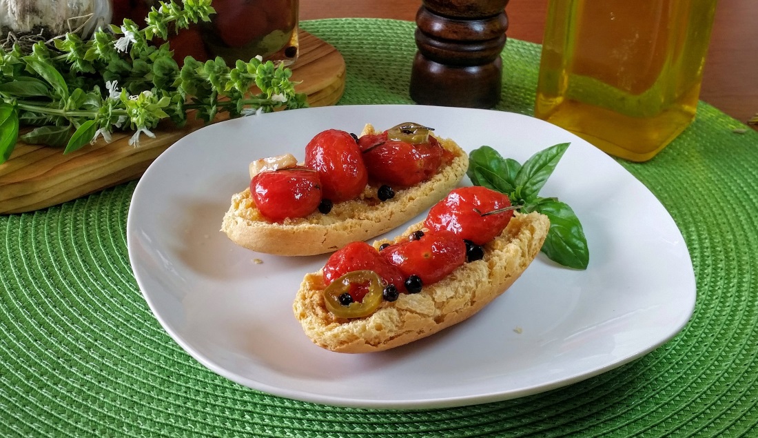 Ed ecco la conserva di pomodori datterini pronta da gustare