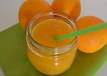smoothie arancia mango e zenzero foto principale