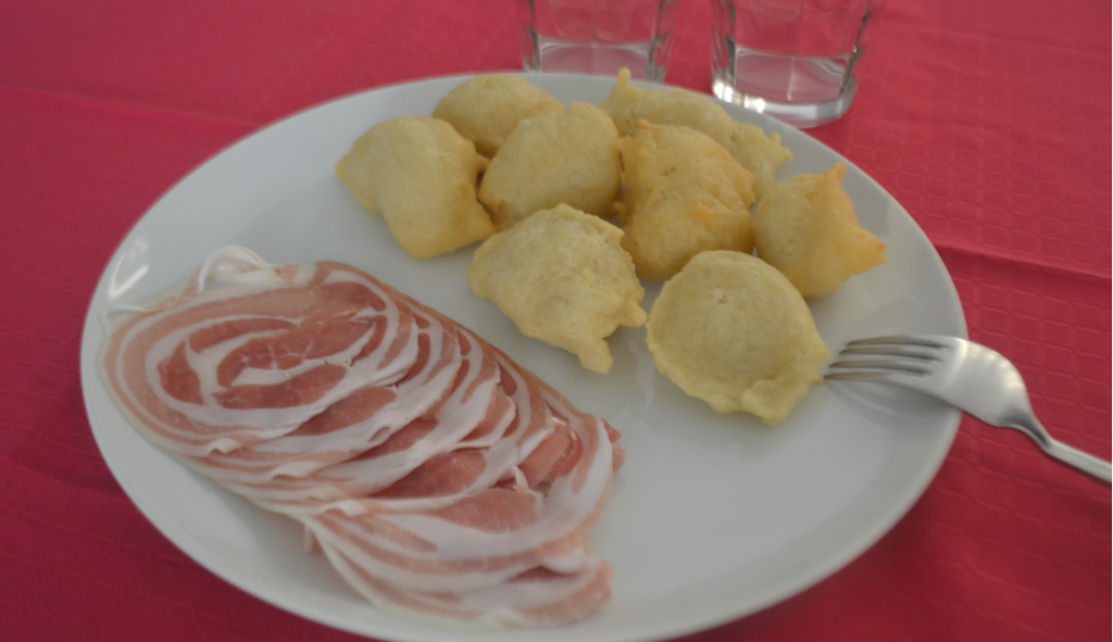 zeppole di pasta cresciuta foto principale