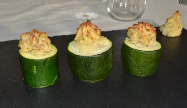 zucchine ripiene di tonno_