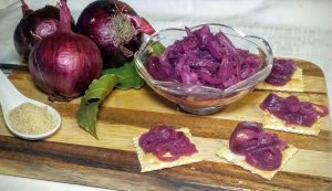 cipolle caramellate Impiattamento finale: cipolle caramellate