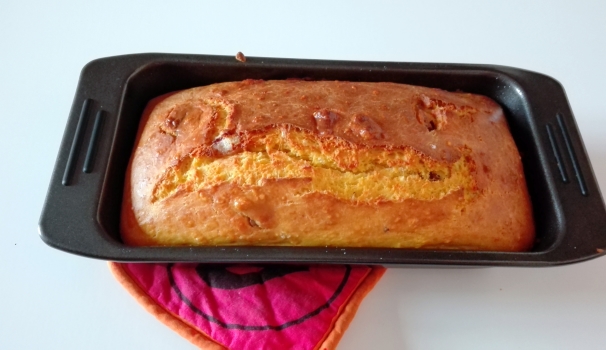 Il plumcake salato con melanzane è pronto per essere servito ai vostri ospiti.