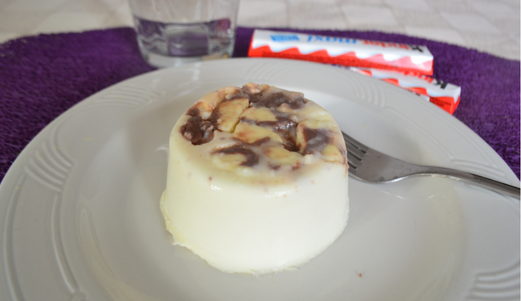 panna cotta con cioccolato kinder foto principale