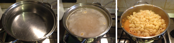 Mettete a bollire dell’acqua salata in una pentola e quando bolle buttate la pasta. Una volta cotta scolatela ed aggiungetela al sugo di patate e fagioli.