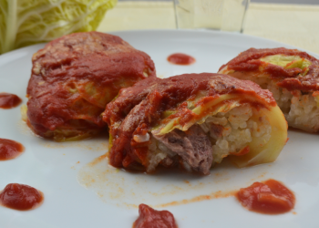 involtini di verza con riso e salsiccia foto principale