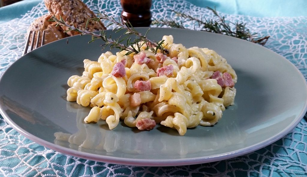 pasta pancetta e brie