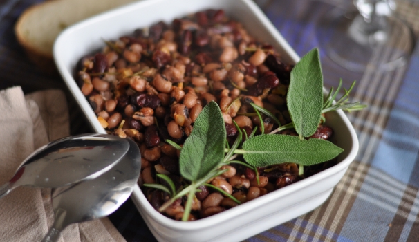 Ed ecco i fagioli piccanti pronti per accompagnare un gustoso secondo piatto.