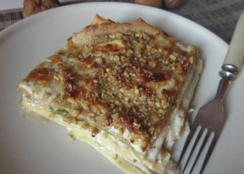 Lasagne integrali con porri, crescenza e noci squisite