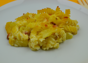 Pasta e patate al forno foto principale