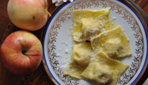 Ravioli alle mele Ravioli alle mele