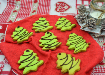 biscotti natalizi a forma di albero