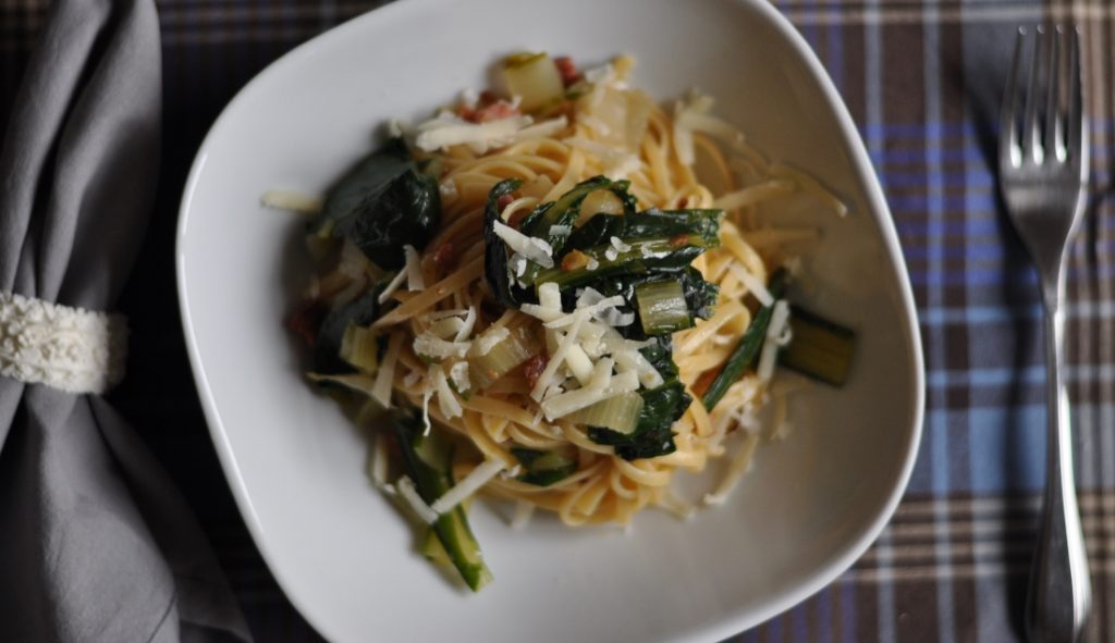 Linguine con cicoria e pancetta