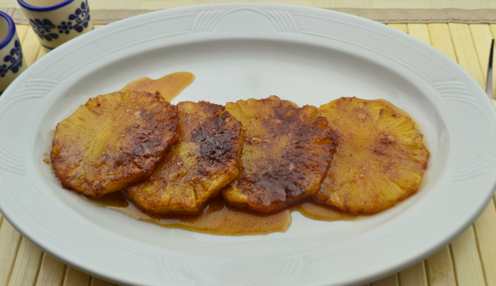 ananas al forno con cannella foto principale