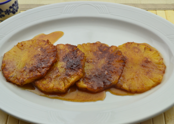 ananas al forno con cannella foto principale