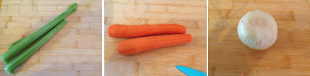 Per preparare i cubetti per soffritto, lavate e tagliate le foglie del sedano, lavate e sbucciate le carote e fate la stessa cosa con le cipolle.