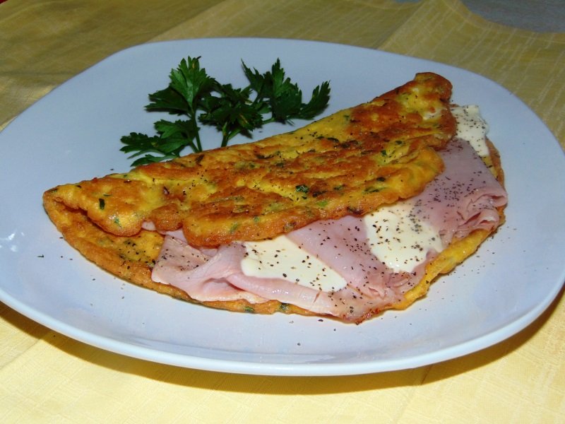 omelette-con-prosciutto-e-stracchino.jpg.pagespeed.ic.KMZdbOehfL