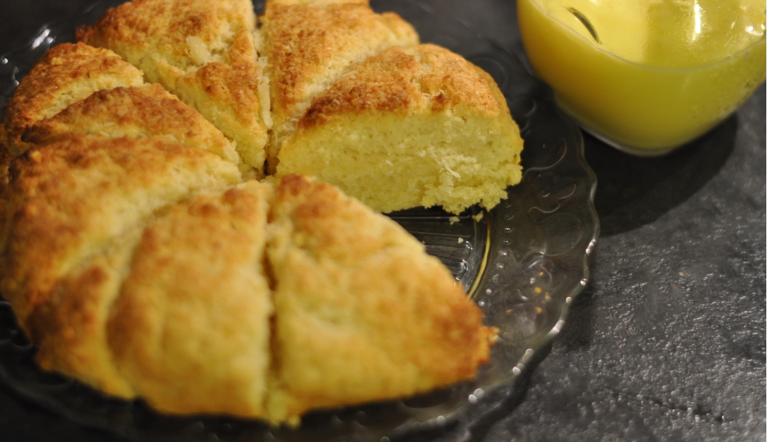 Scones al limone e cocco