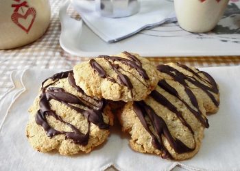 biscotti al cocco e cioccolato