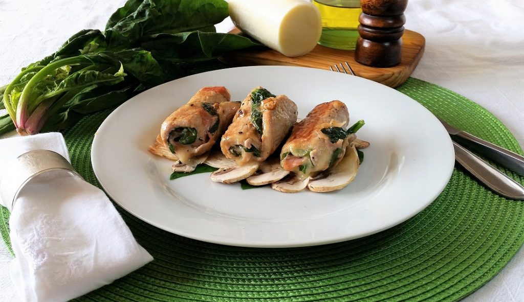 involtini di lonza con spinaci, prosciutto e formaggio