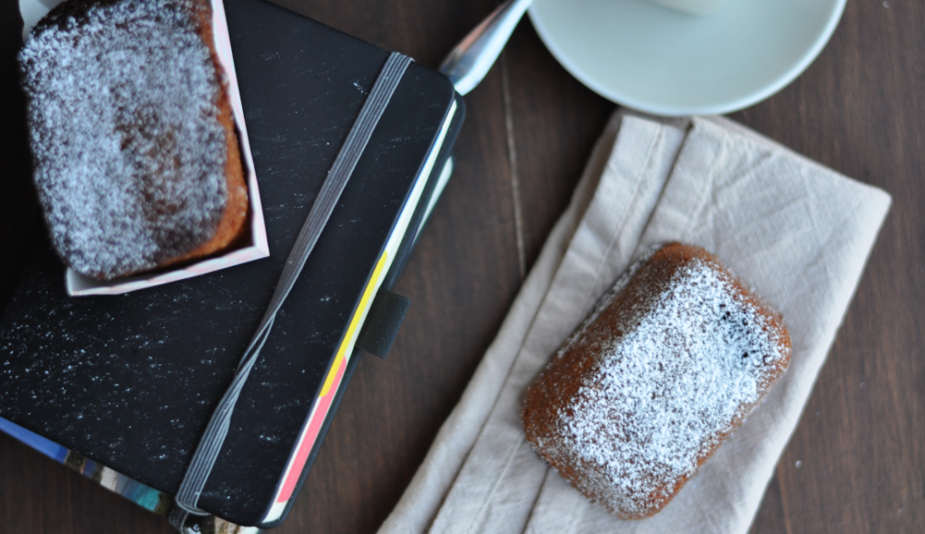 Mini plumcake al cocco e lamponi