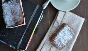 Mini plumcake al cocco e lamponi Mini plumcake al cocco e lamponi