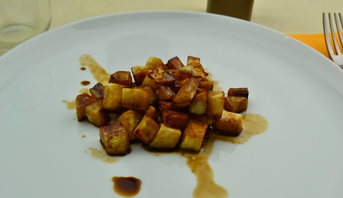 Sedano rapa in padella con salsa di soia