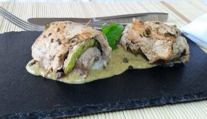 rotolini di lonza e zucchine Impiattamento finale: rotolini di lonza e zucchine