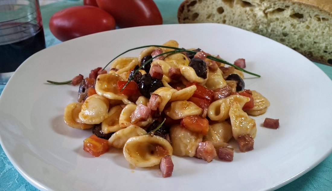 orecchiette con olive